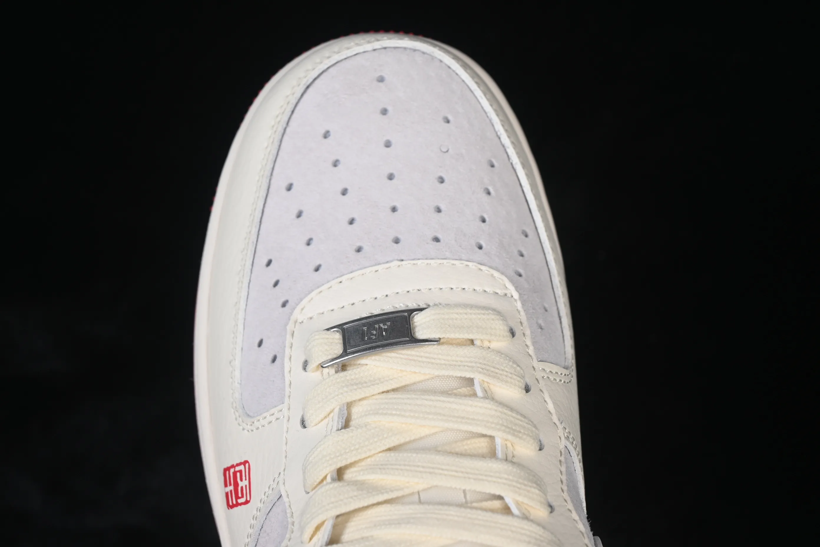 All categories Nk Air Force 1 Air Force series Nk Air Force 1 Low Air Force low-top Nike Air Force 1'07 Low Good luck in the Year of the Horse Air Force 1 low-top casual sneakers HT5088-613